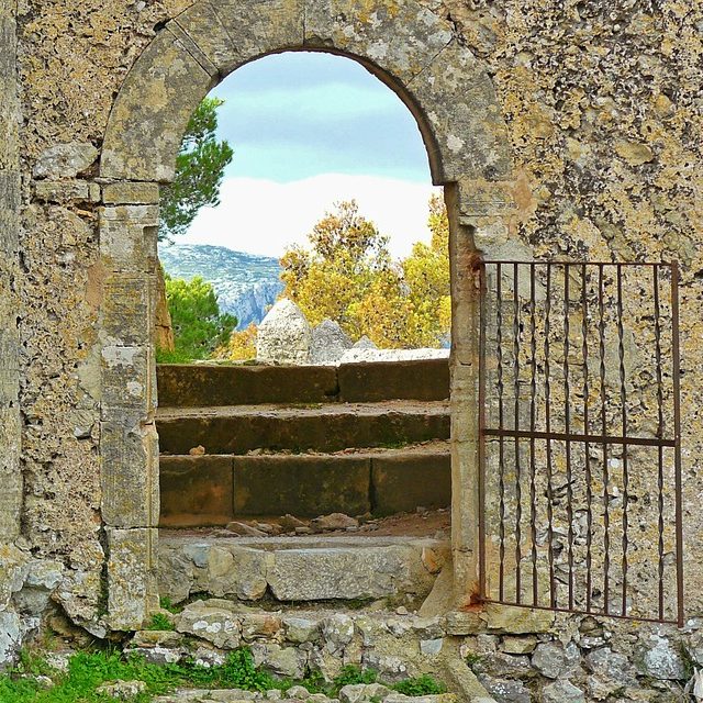 Rachele Thompson | Somatic Experiencing Professional in New Orleans Rachele Thompson | Somatic Experiencing Professional in New Orleans